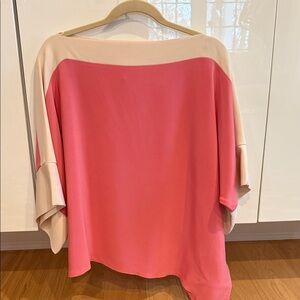Emmelee tunicVibrant Pink and Soft Cream Blouse. One size